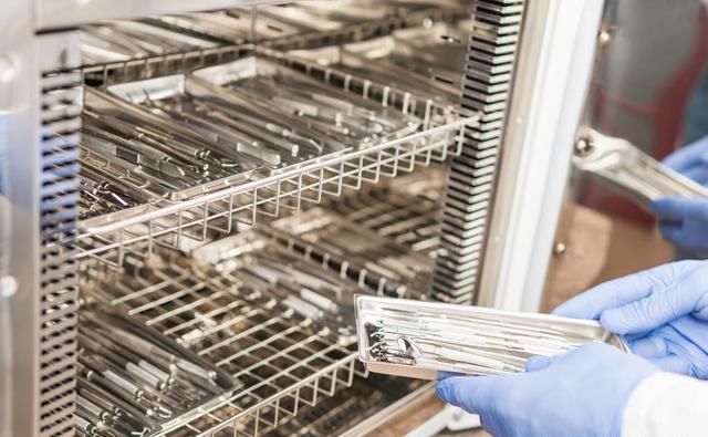 臭氧消毒柜.jpg 臭氧消毒柜.jpg